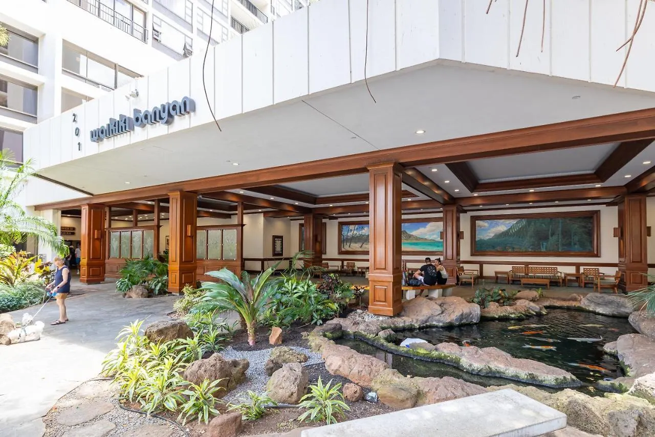 Remodeled 1Br Condo, Ocean Views With Free Parking! Honolulu Apartment
