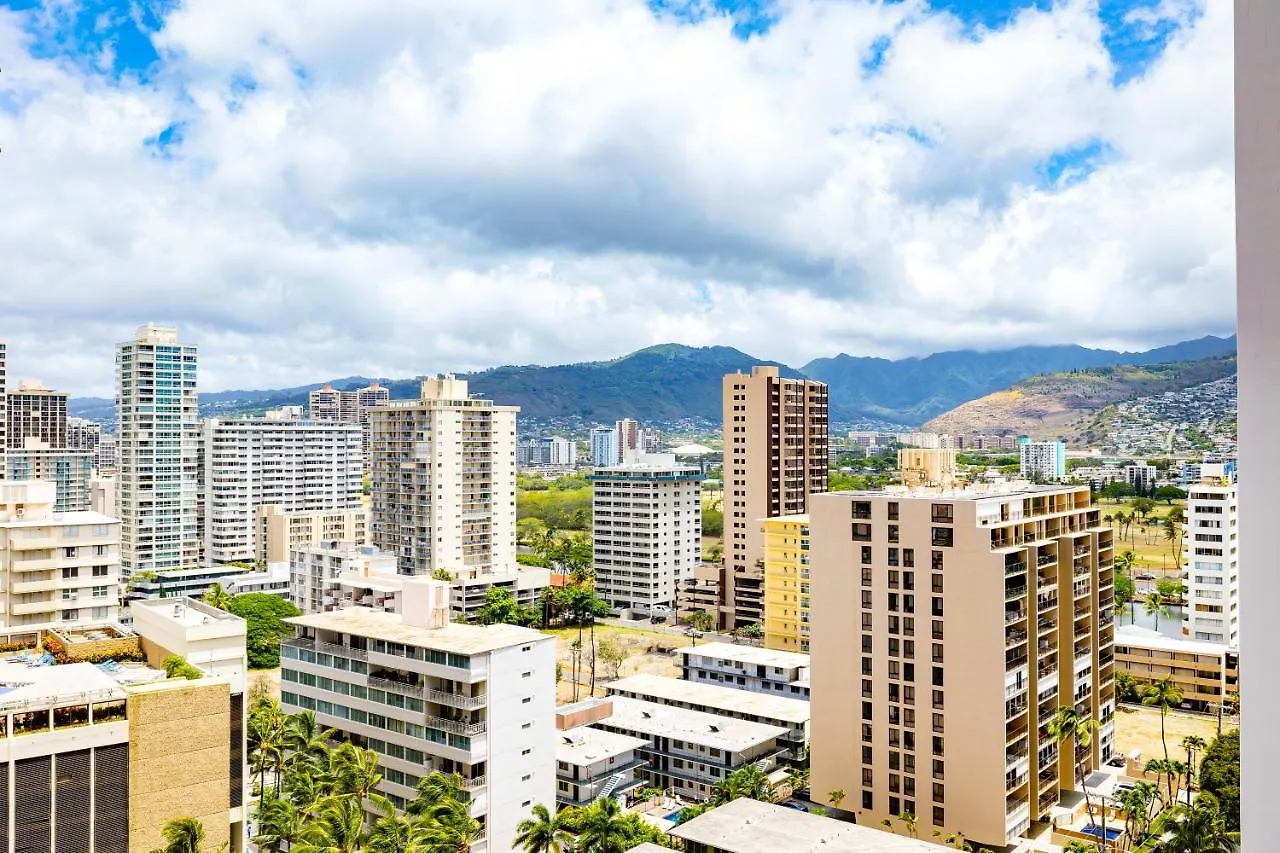 Appartamento Remodeled 1Br Condo, Ocean Views With Free Parking! Honolulu Stati Uniti