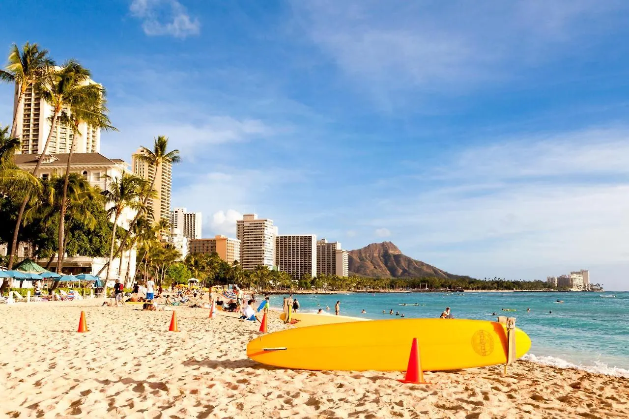 Remodeled 1Br Condo, Ocean Views With Free Parking! Honolulu 0*,  Stati Uniti